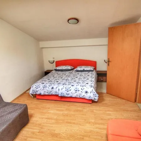 Sea Breeze Apartment