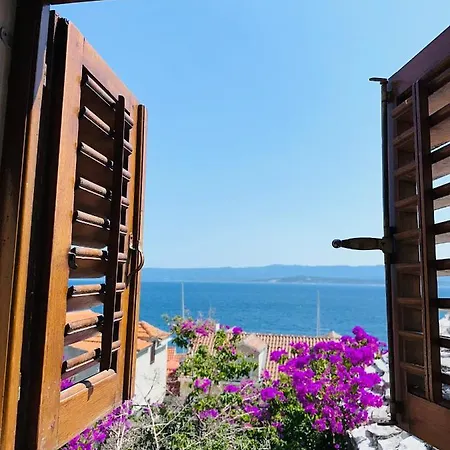 Apartment Sea Breeze