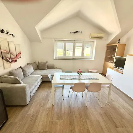 Sea Breeze Apartamento Bol